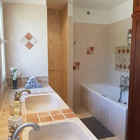 Semesterbostad Davia Piscine Chauffee A Ajaccio *